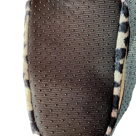 Isaac Mizrahi Leopard Print Slippers NEW Women's Medium - Picture 6 of 8
